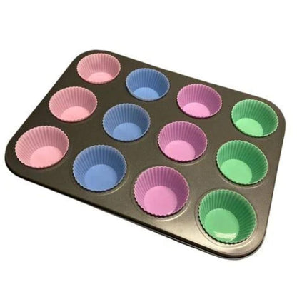 12 Cup Muffin Pan With Silicone Cups